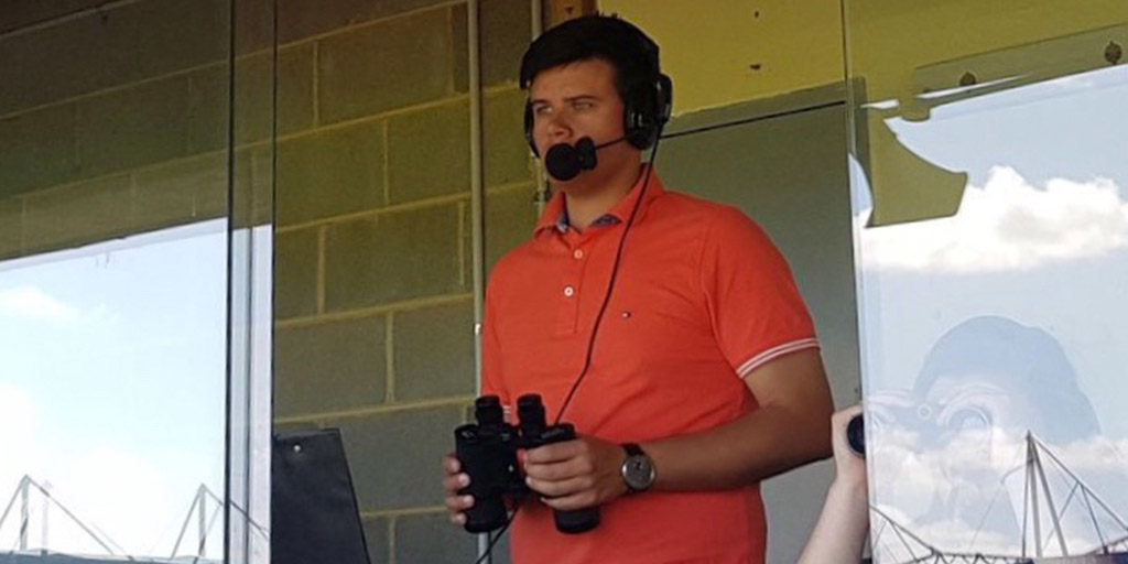 sport-commentator